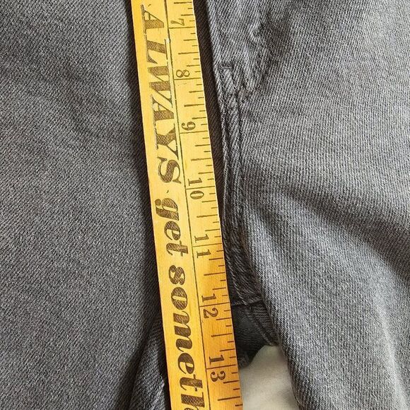 NWT LEVI'S STRAUSS SILVER TAB GREY HIGH WAISTED MOM JEAN SIZE W29 L27 - Picture 14 of 16